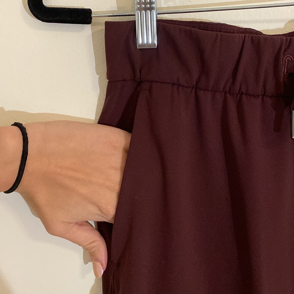 Lululemon On the Fly Jogger | Luxtreme | Garnet Maroon | Women's 4 28" inseam - Picture 9 of 14